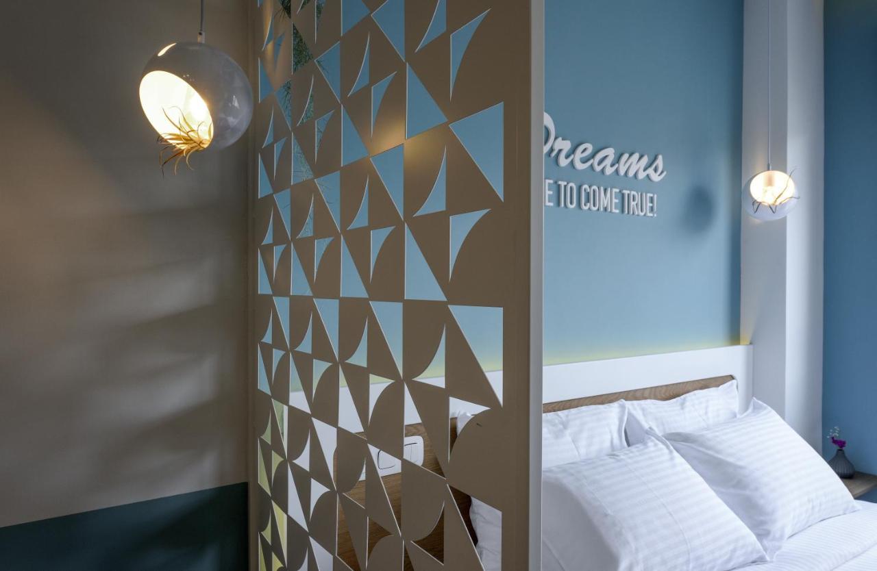 Τhe Half Root Suite In The Heart Of City Center Thessaloniki Exterior photo